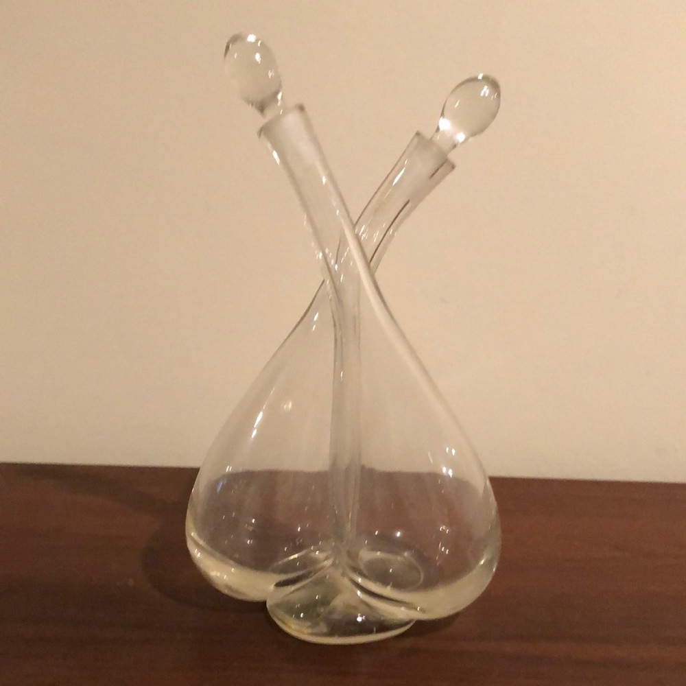 Elegant Clear Glass Decanter Set